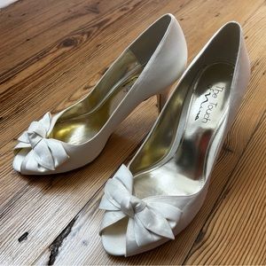 The Touch of Nina Heels - Size 9M